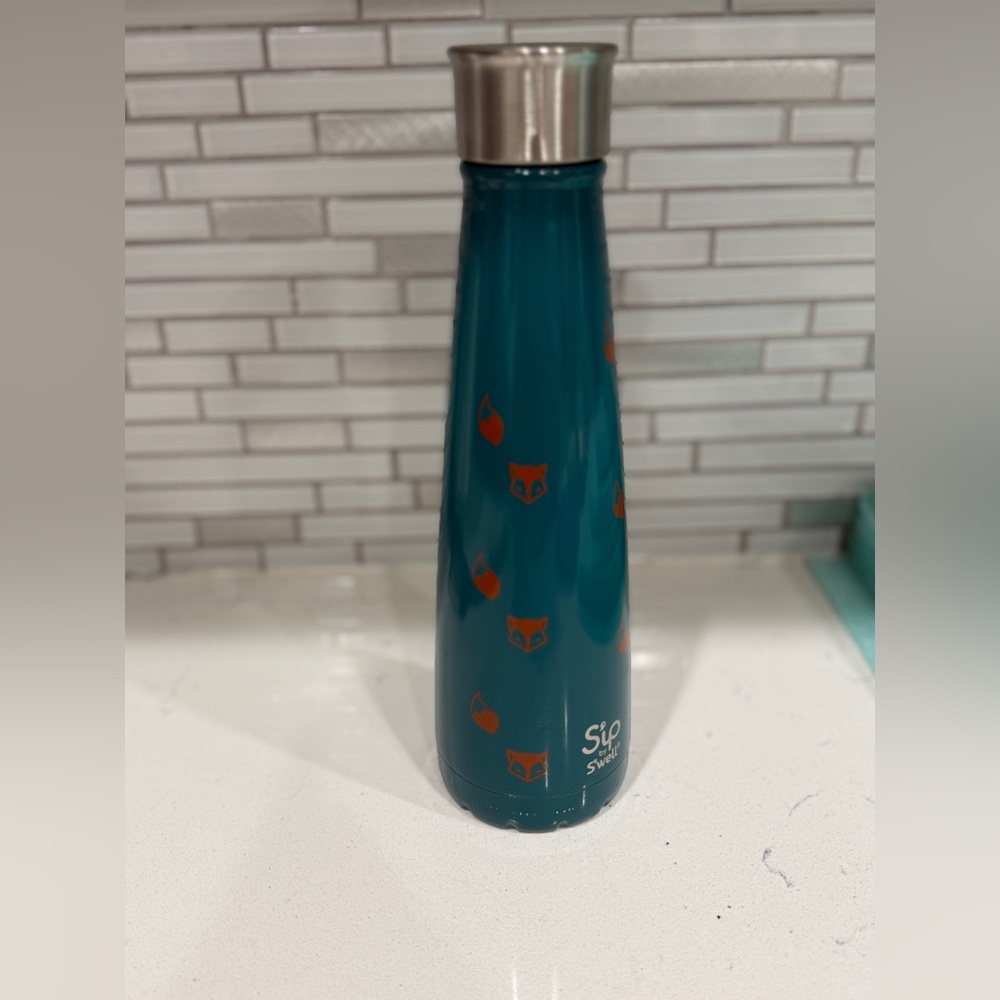 Sip by Swell Teal Fox Pattern Bottle - Picture 4 of 10